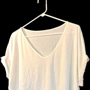 NWOT-Elegant White V-Neck Women's Tee